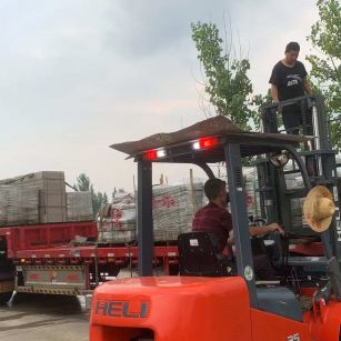 南平 黄金麻冰裂纹，地铺石装车