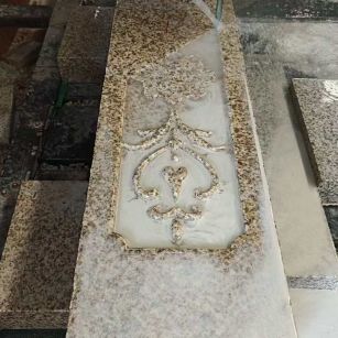 南平 黄金麻花岗岩异形加工雕刻栏杆大柱