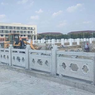 南平 白麻花岗岩荔枝面河道栏杆