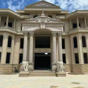 南平 黄金麻别墅外墙干挂，大柱，大象，蘑菇石，雕花板