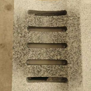 南平 芝麻白拉丝面花岗岩U型开槽排水槽