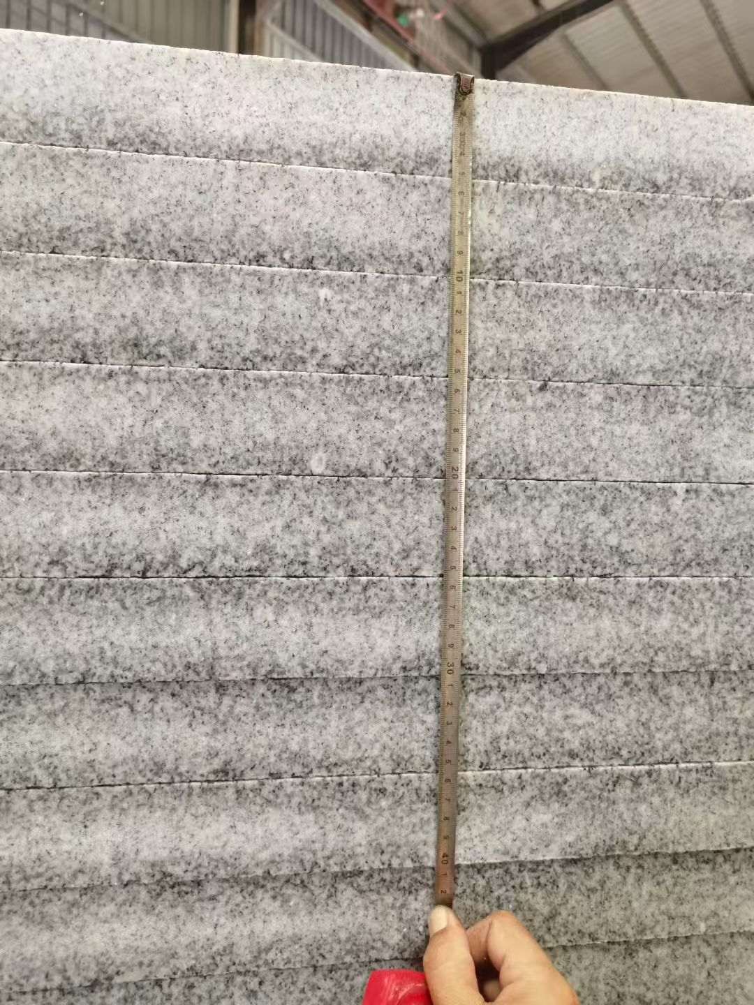 南平 芝麻白火烧成品厚薄均匀，B料价格接近A料质量