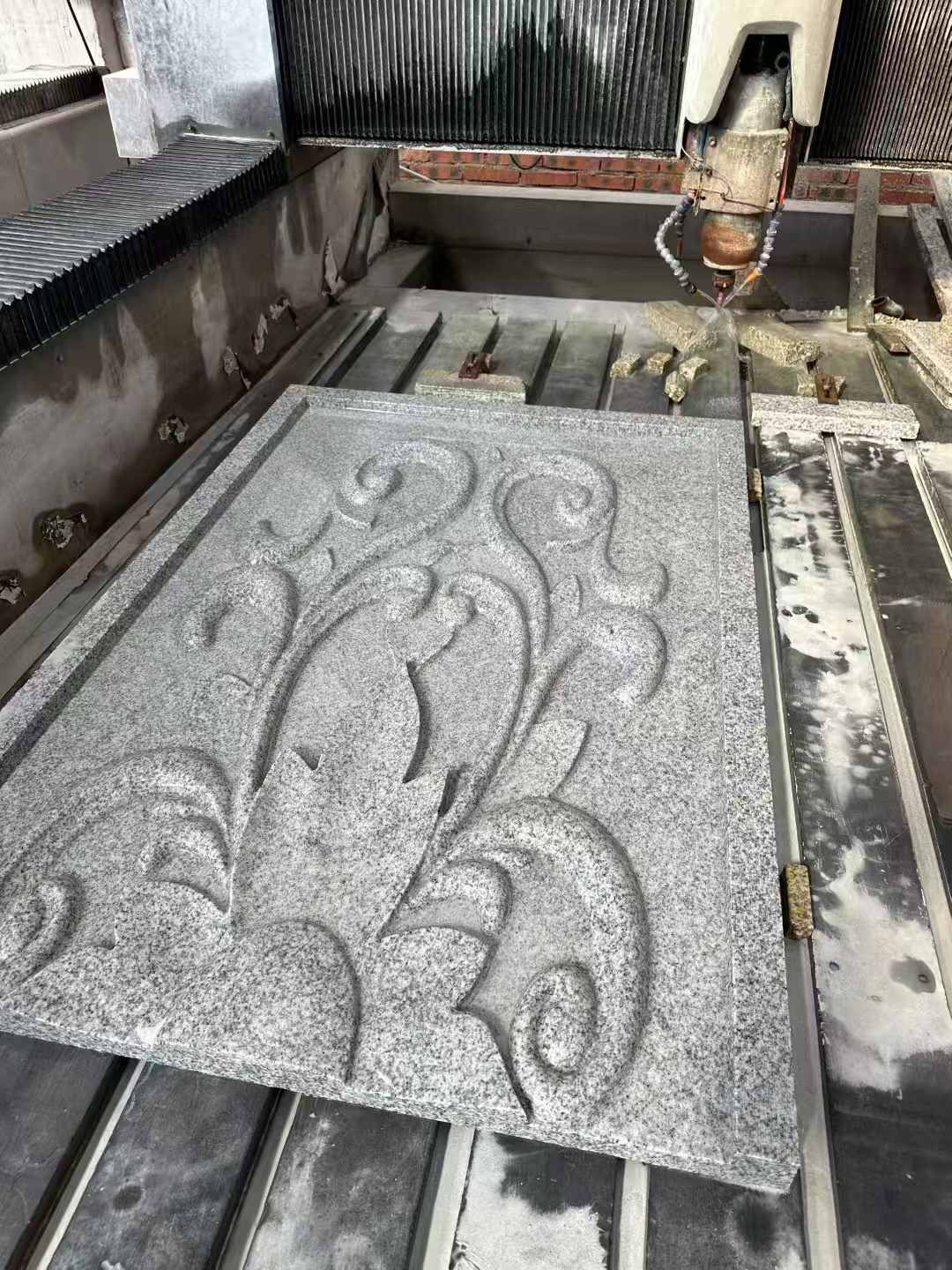 南平 白麻别墅干挂雕花板