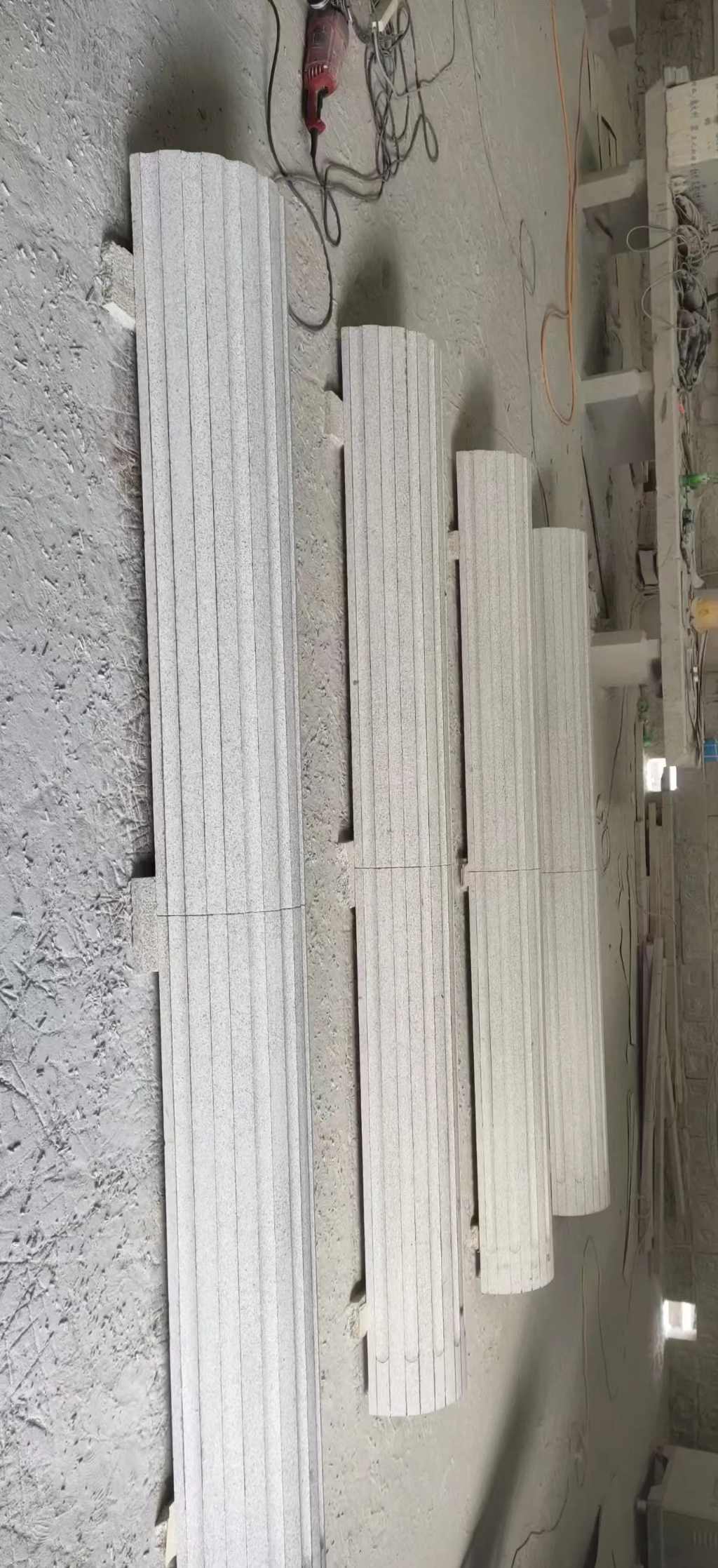 南平 花岗岩厂家带你看白麻花岗岩门楼大柱柱皮