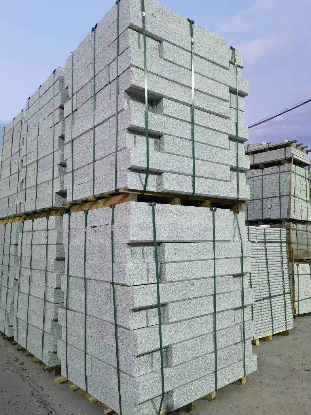 南平 芝麻白花岗岩路沿石，路缘石，路肩石，道牙，立缘石，马路牙子，街沿石，侧石等