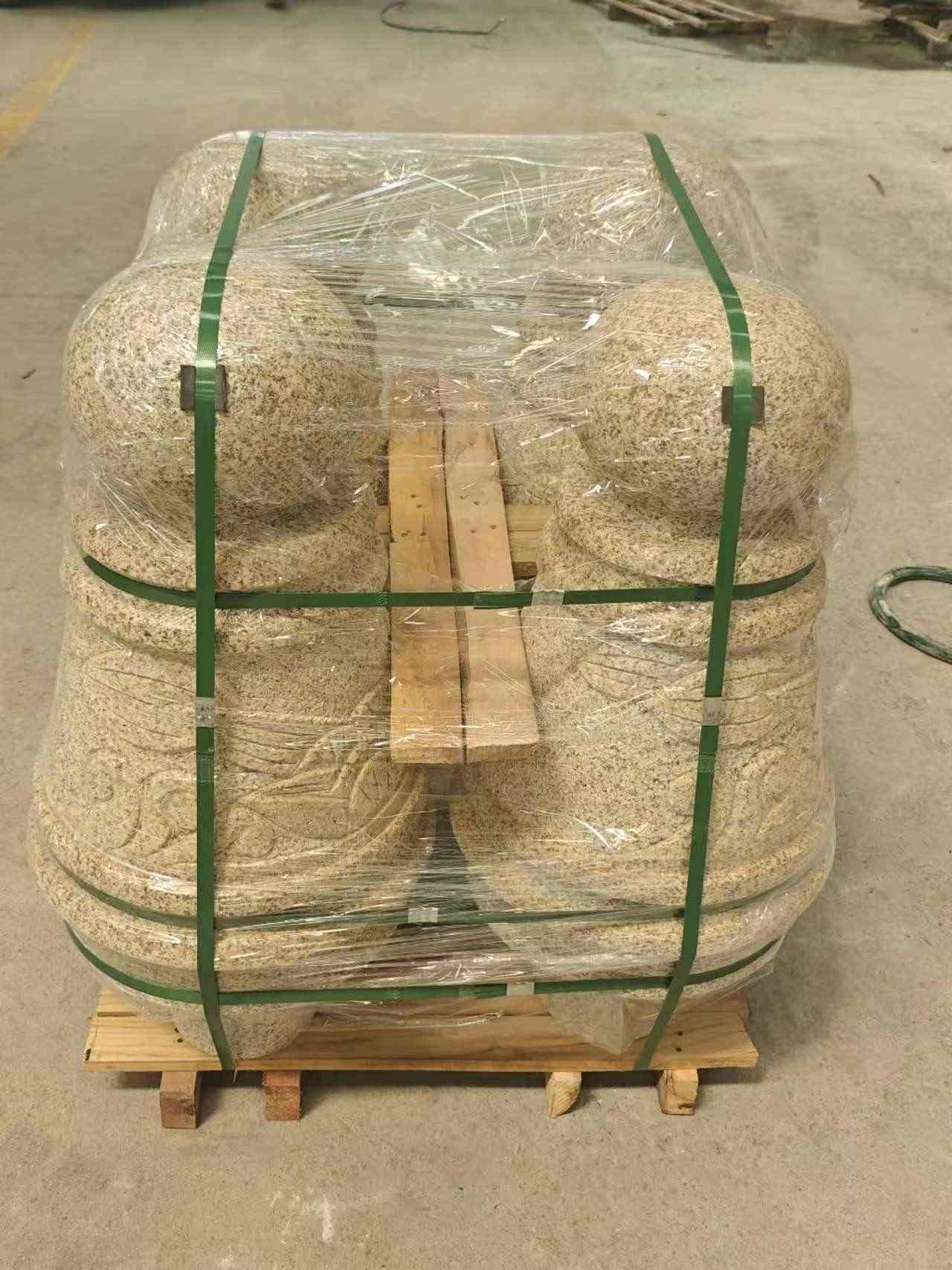 南平 黄金麻异形定制雕花——棒棒糖挡车柱