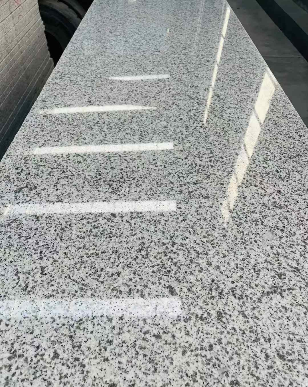 南平 白麻花岗岩光面毛板